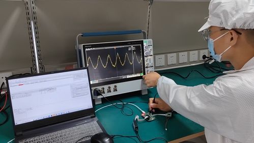 從校園到流水線 大學生團隊研發“火眼”微芯片，革新電子材料制造